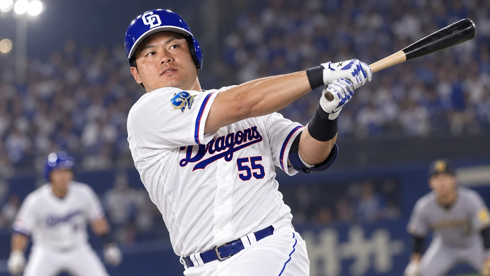 白いユニフォームの野球選手がバットを振り抜く場面